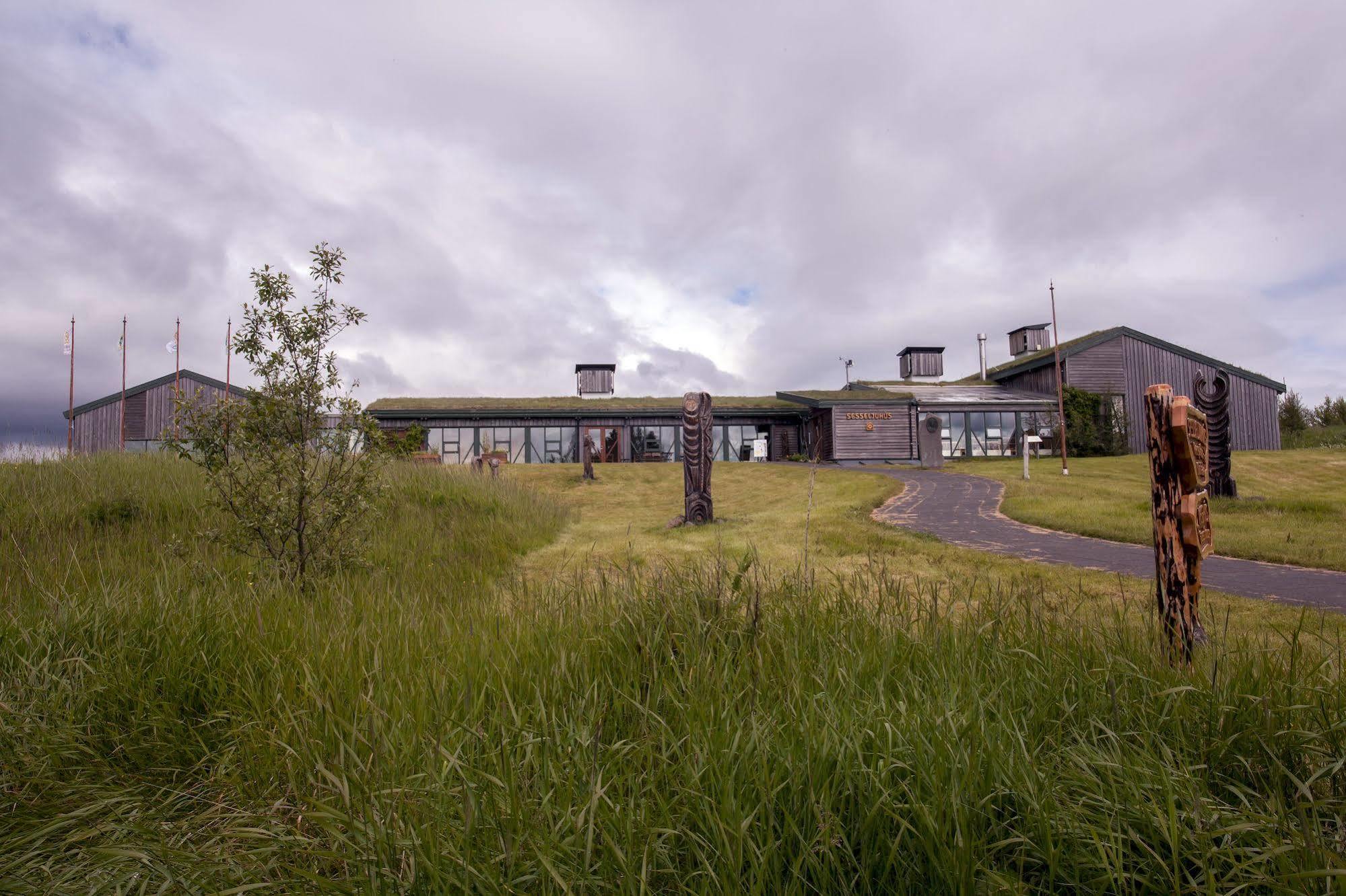 Solheimar Eco-Village Guesthouse エクステリア 写真