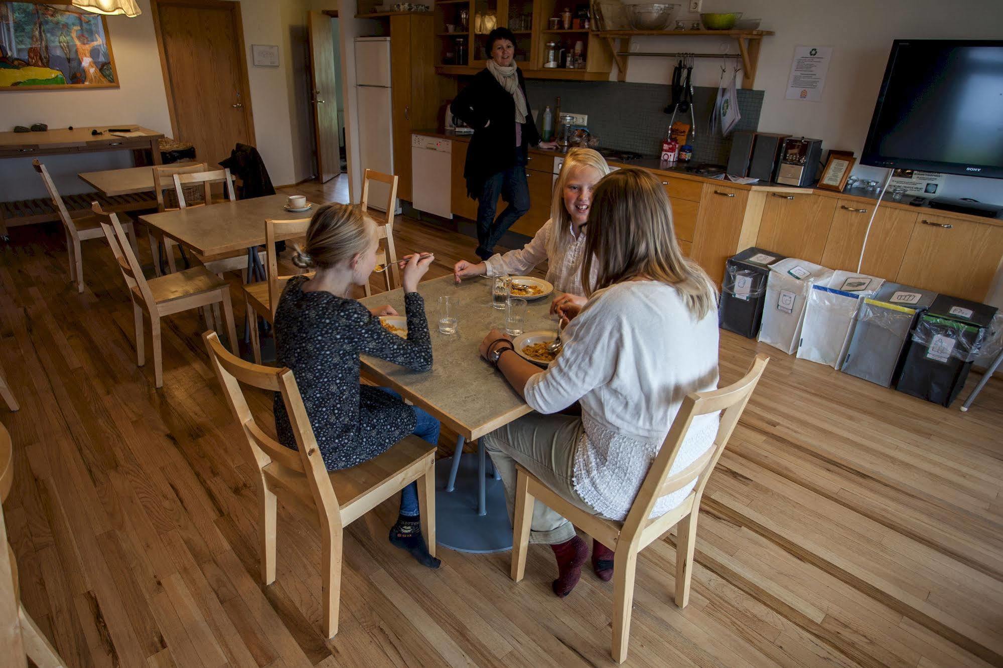 Solheimar Eco-Village Guesthouse エクステリア 写真